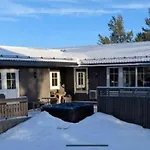 Froybu- Eksklusiv Fjellhytte Med Jacuzzi, Stor Terrasse Og Plass Til 12 Støren