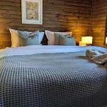 Froybu- Eksklusiv Fjellhytte Med Jacuzzi, Stor Terrasse Og Plass Til 12 * Støren