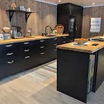 Luxury Mountain With Hot Tub And Views In Budal *
