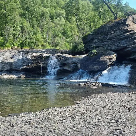 Froybu- Eksklusiv Fjellhytte Med Jacuzzi, Stor Terrasse Og Plass Til 12 度假居 Støren